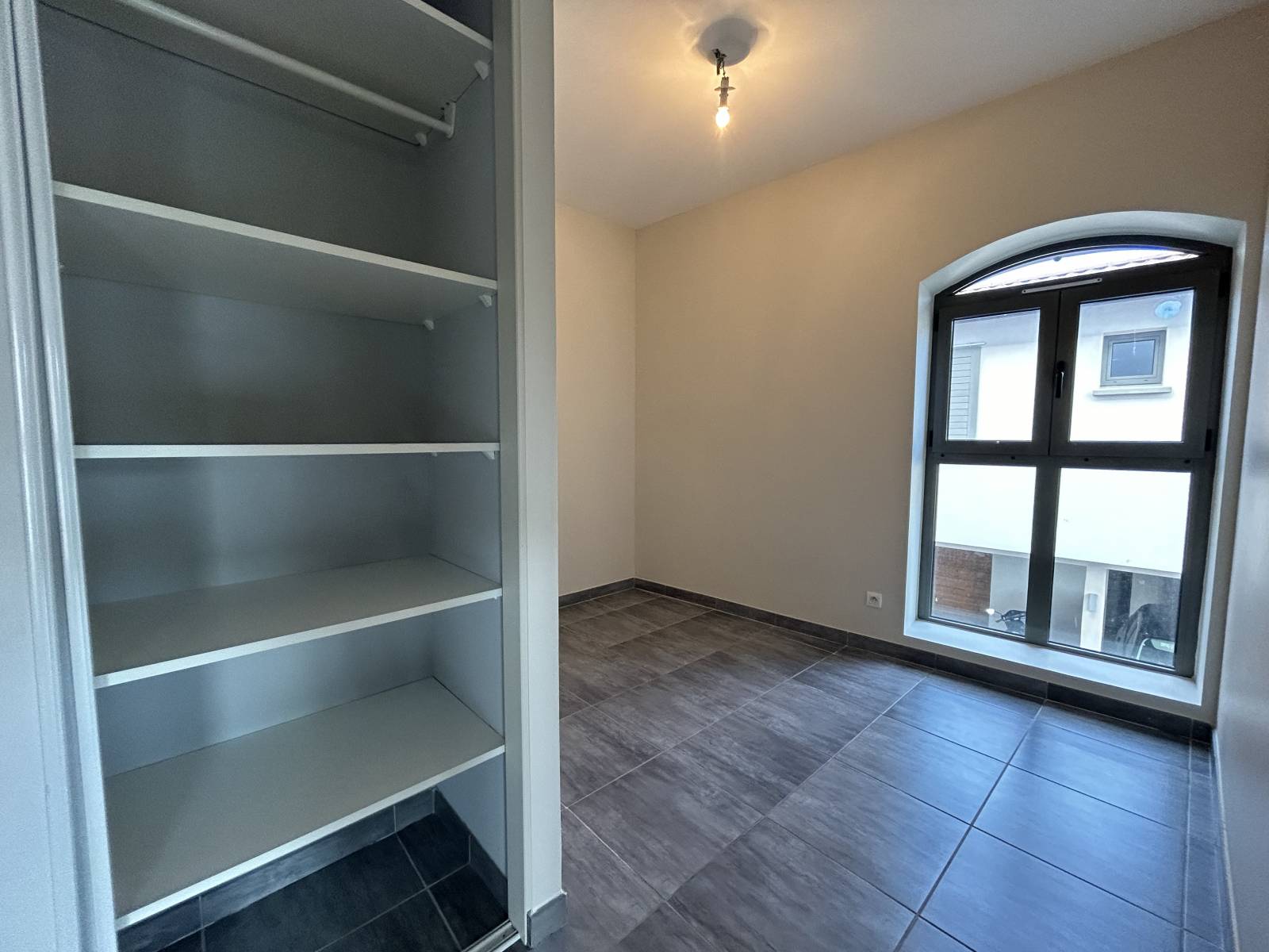 Appartement T4 Champagne-au-Mont-d'Or  