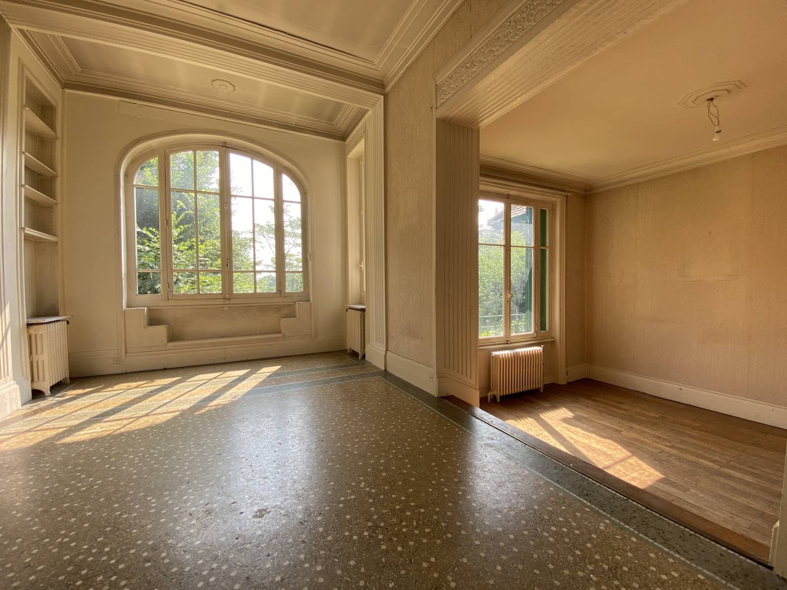 proche commerce charbonniere villa T5