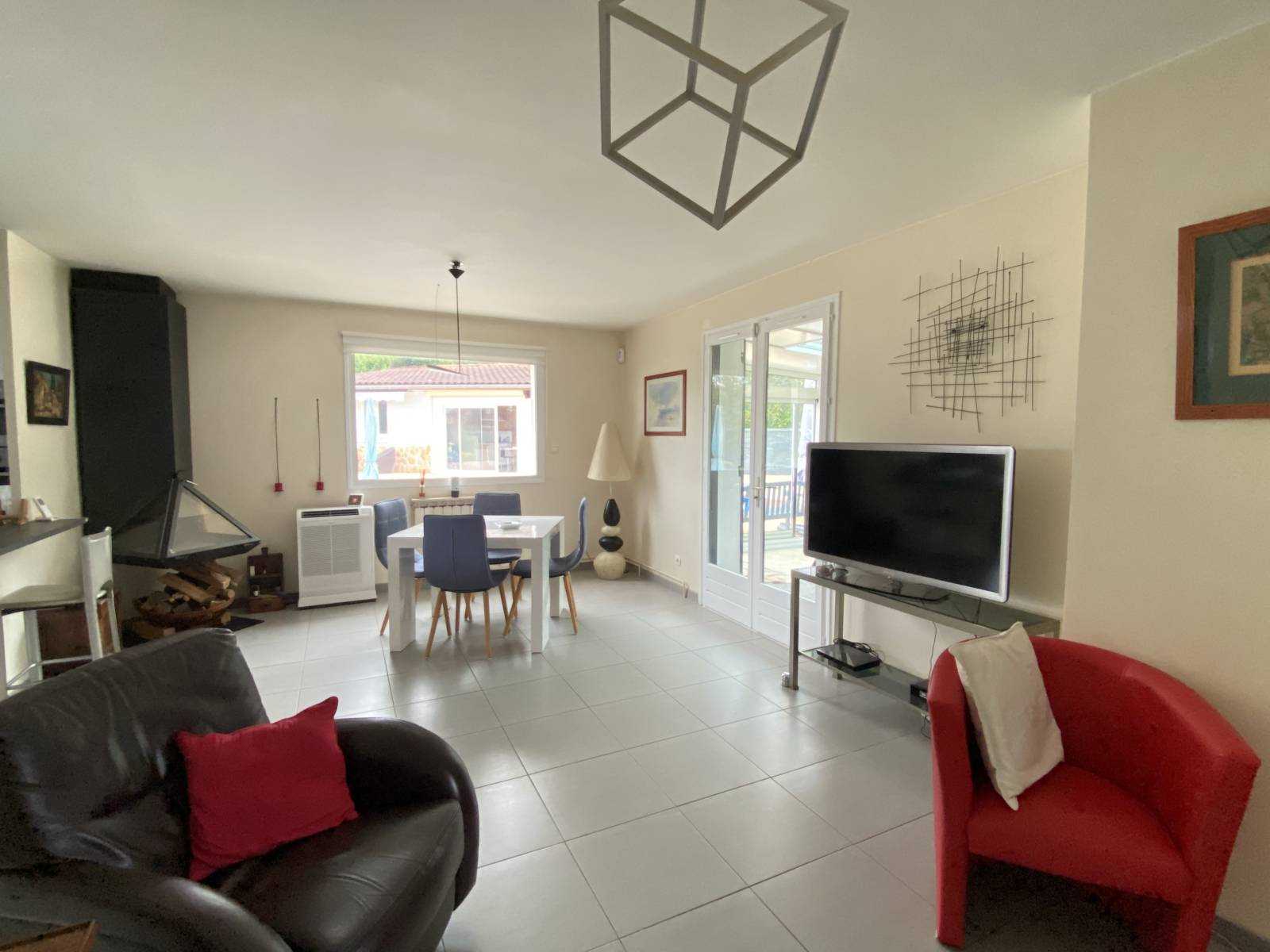 Maison individuelle à vendre à Collonges-au-Mont-d'Or avec piscine