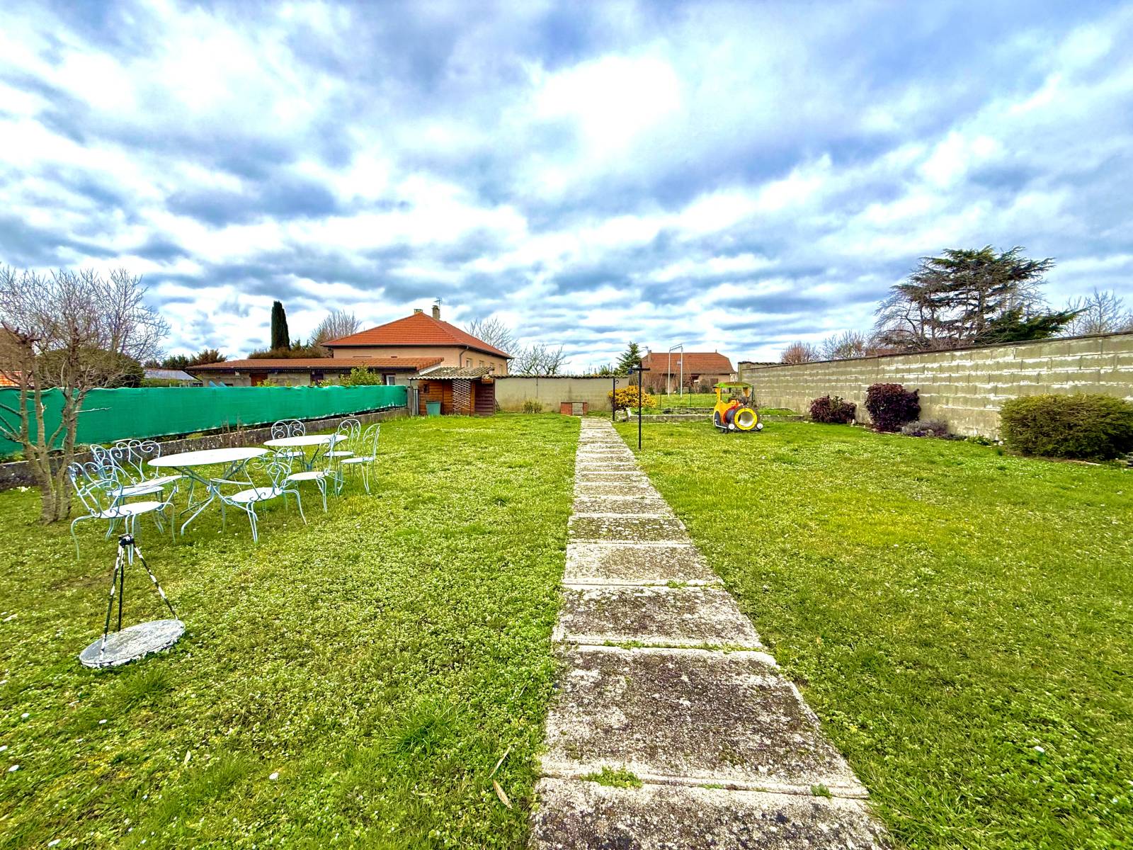 Bel maison situé au cœur de Diémoz 