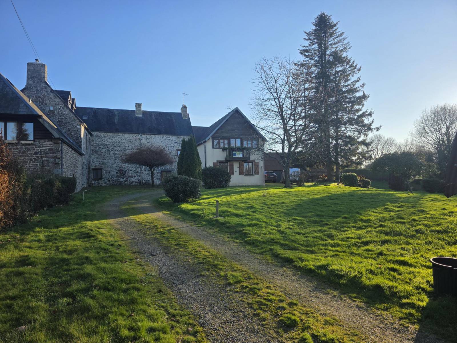 Gavrai, Corp de Ferme