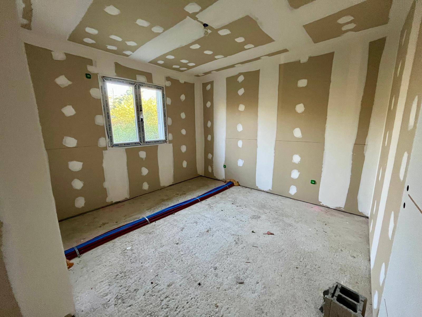 Opportunité de finir une maison à 45minutes de Lyon