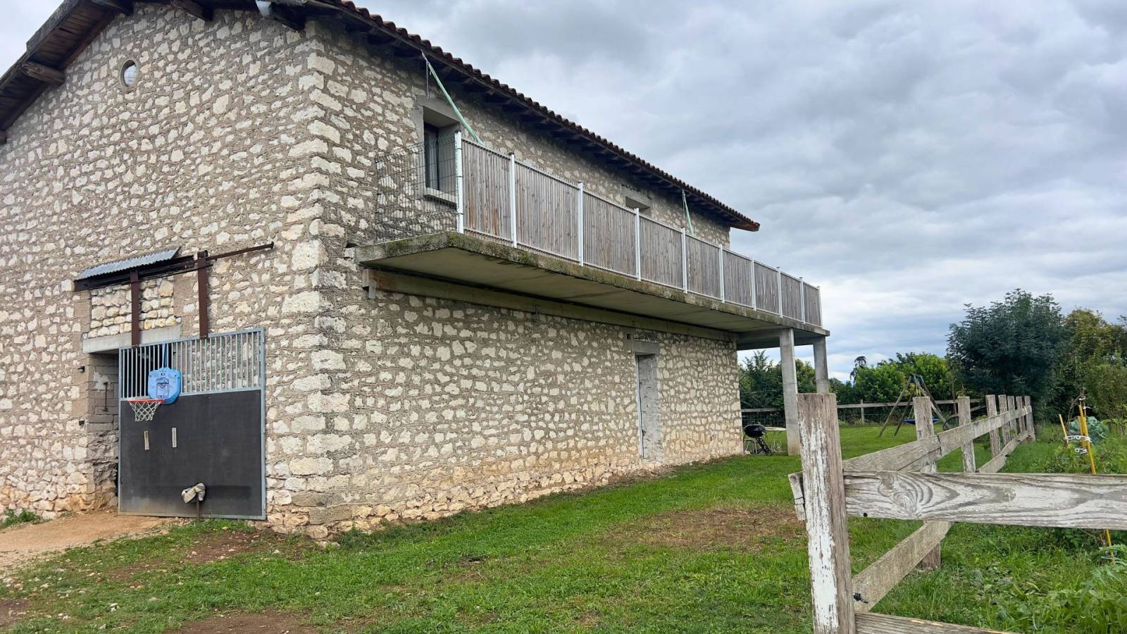 Propriété équestre de 9ha dans le Tarn