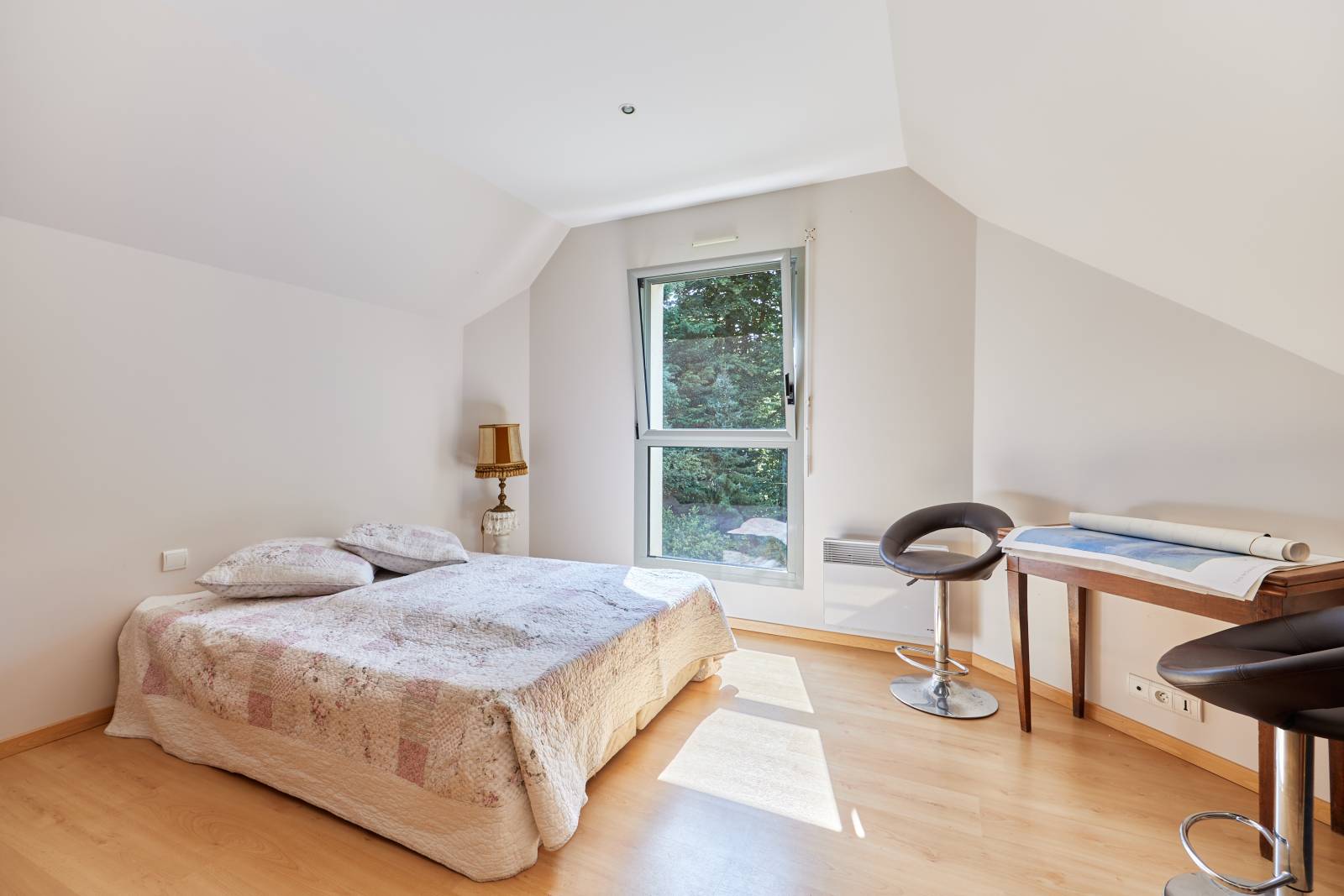 Maison 264 M² avec 6 chambres 