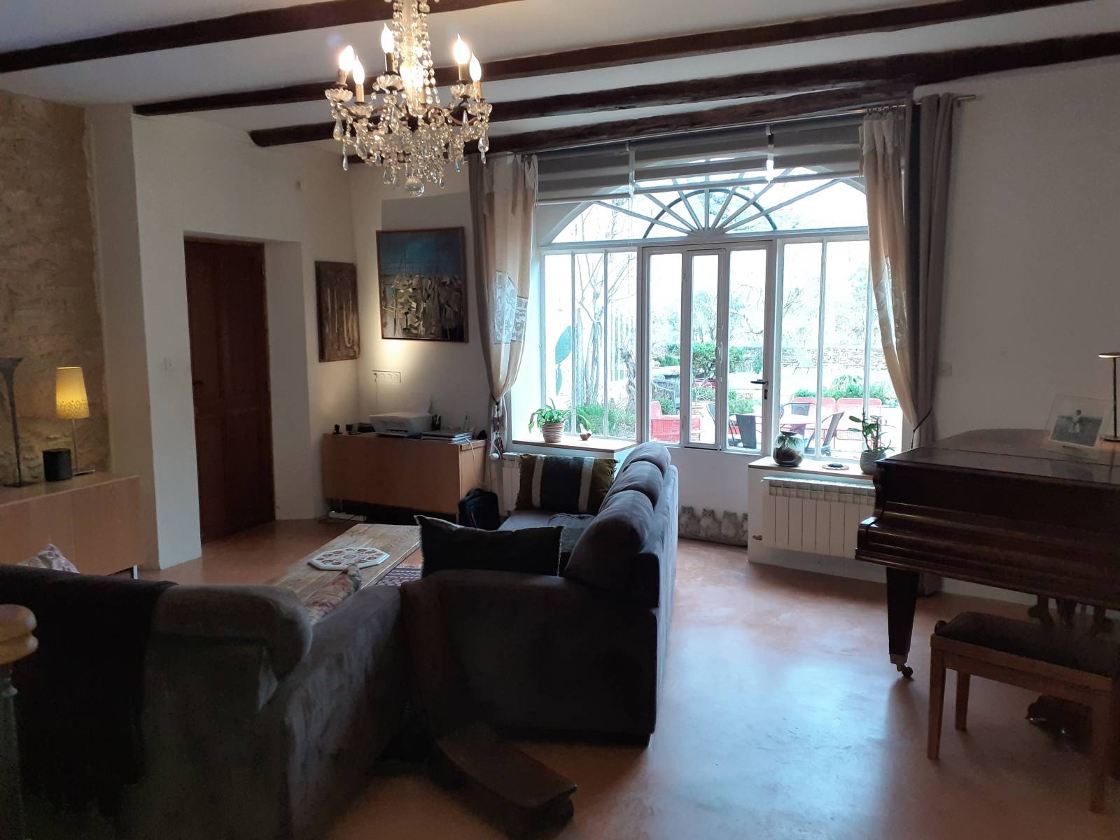 A Saint-André-de-Roquepertuis, maison de maître à vendre