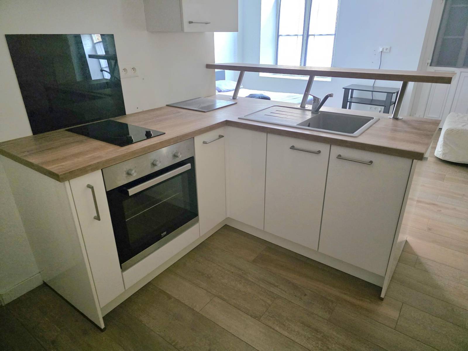 Caen, Coin cuisine  Studio 29 m2