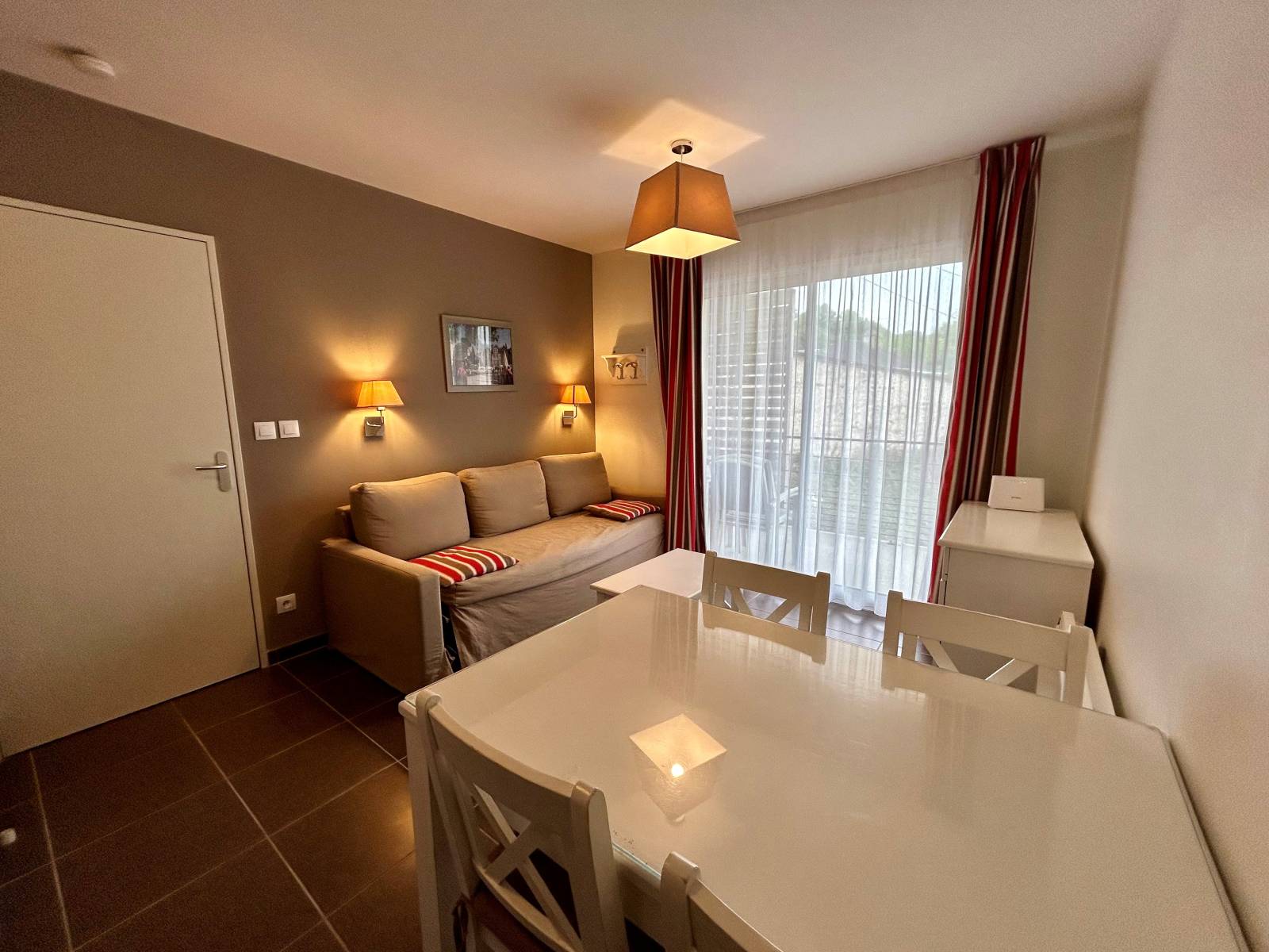 Dans résidence de tourisme T2, 1 chambre à vendre à Chinon
