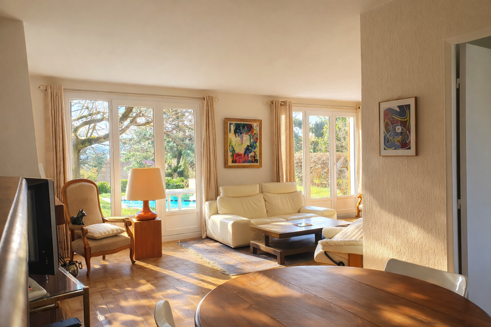 Lissieu proche Limonest, Domaine de Bois Dieu 69380, Villa 160 m2 avec 4 Chambres et piscines