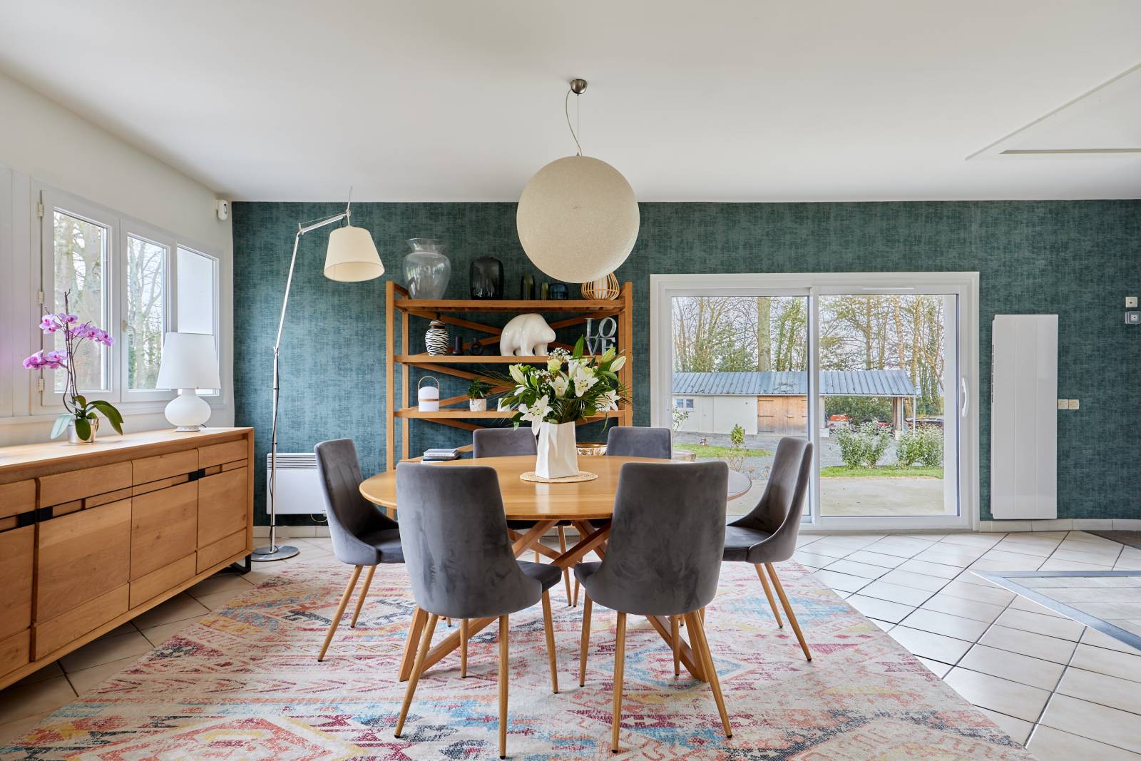 Maison avec 5 chambres et grand terrrain au calme sans vis à vis