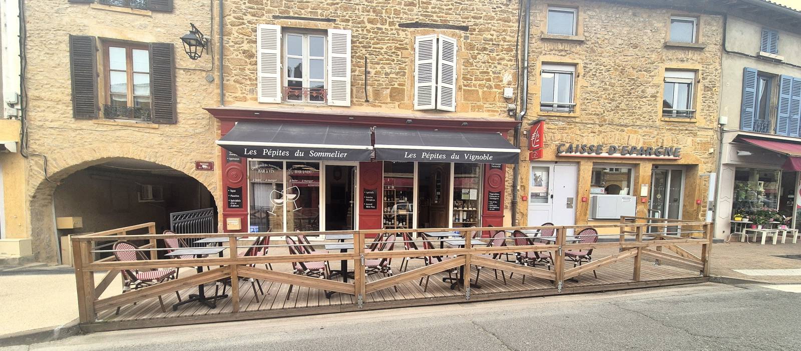 Val d'Oingt - vente fonds de commerces - Bar à Vin