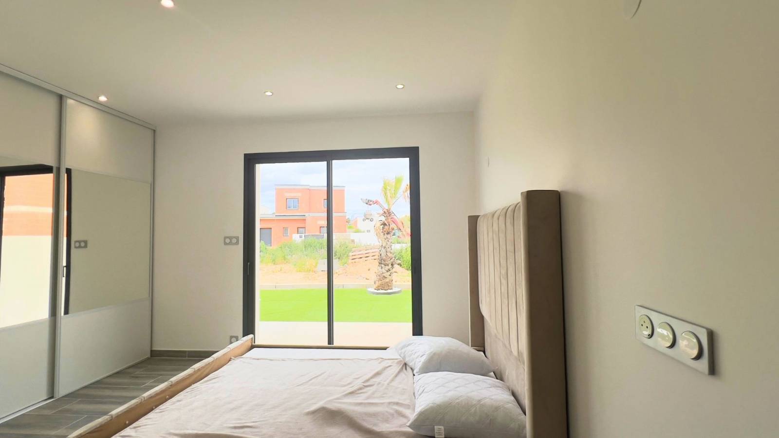Villa récente proche Béziers idéalement située à deux pas des plages