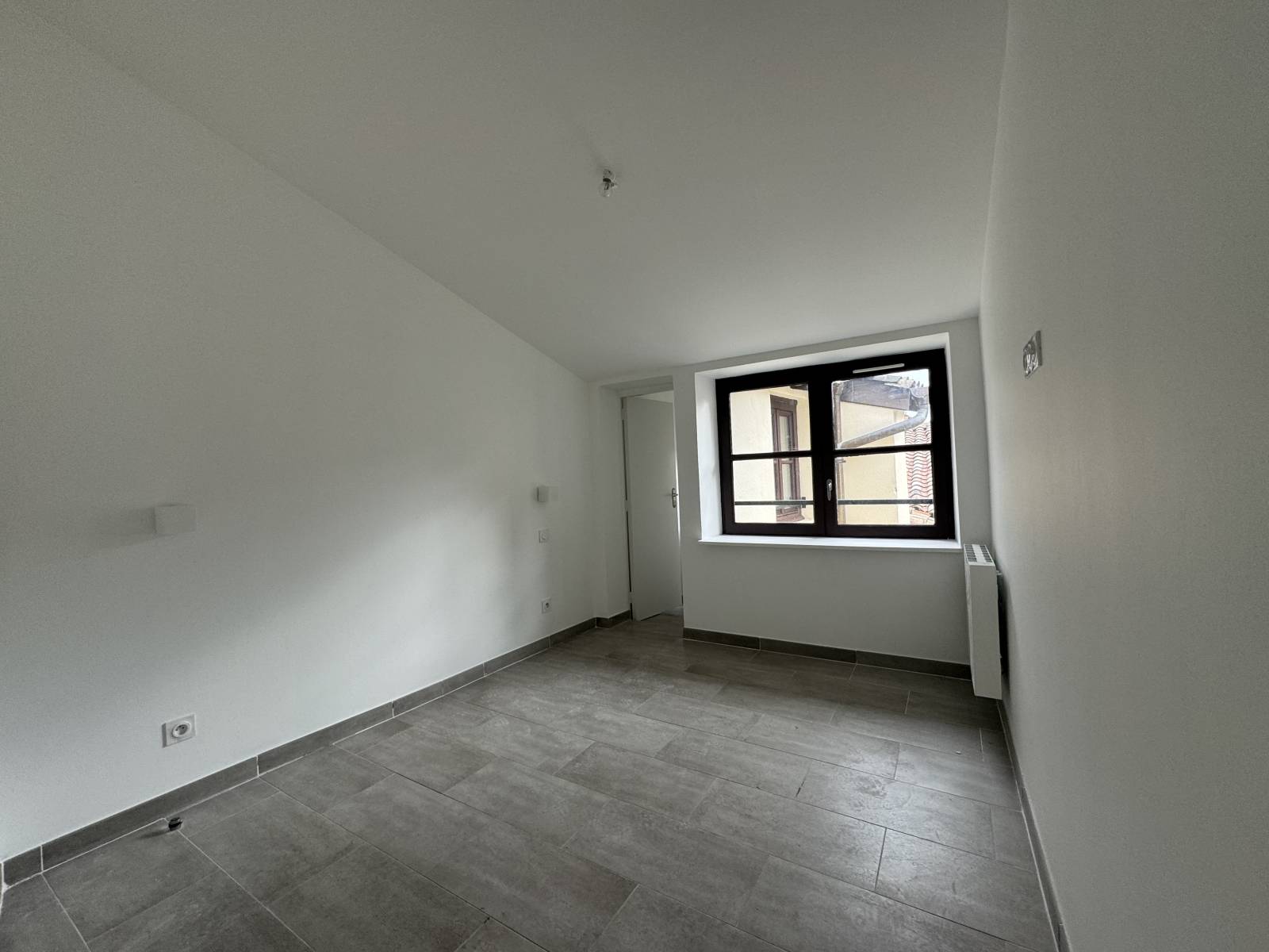 Lumineux appartement 2 pièces, buanderie, Lyon Saint-Paul