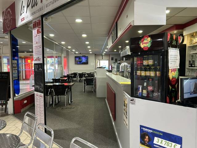 Saint-Clair-de-la-Tour , Fonds de commerce Restaurant rapide dans un centre Commerciale