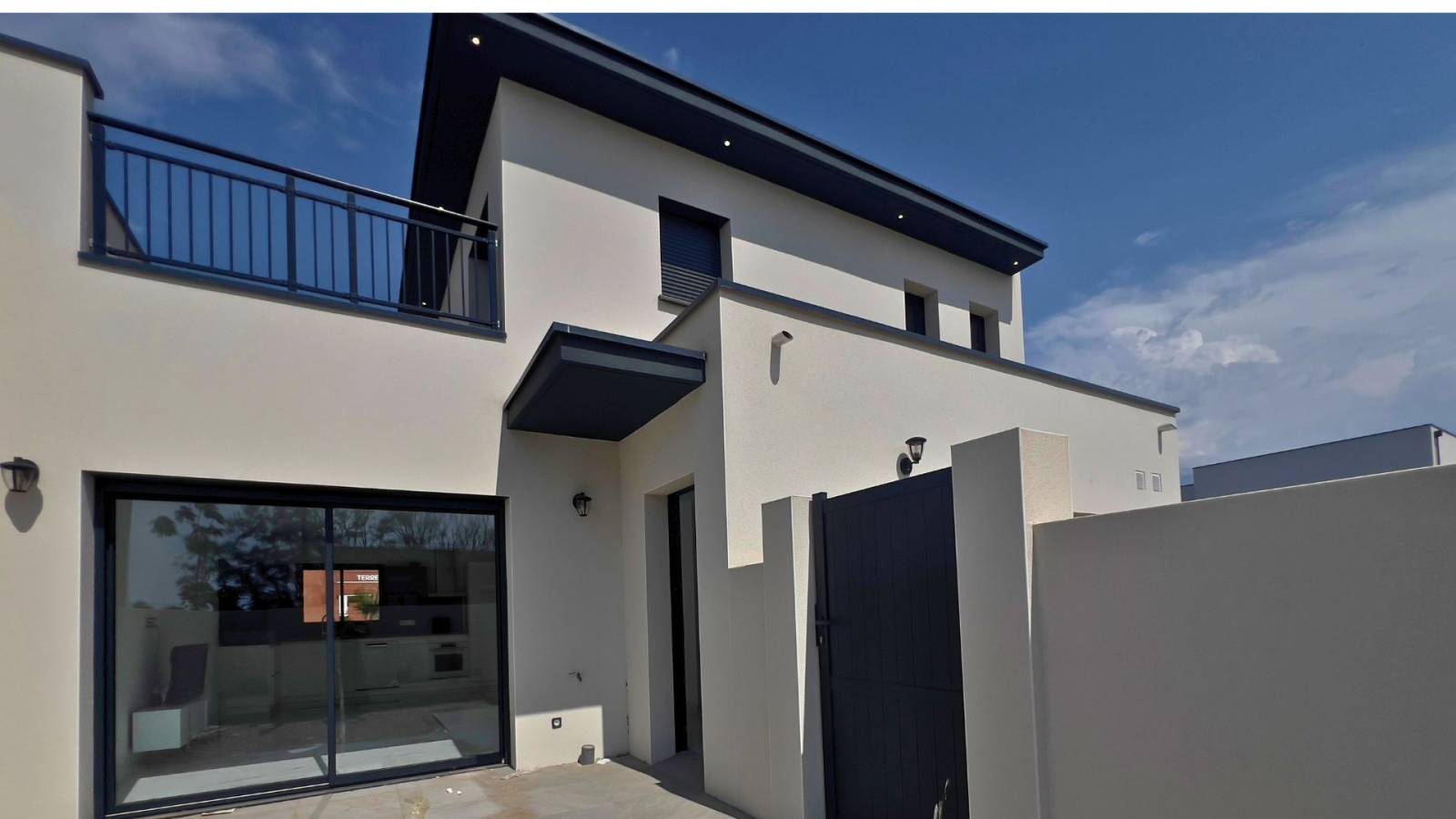 Villa récente proche Béziers idéalement située à deux pas des plages