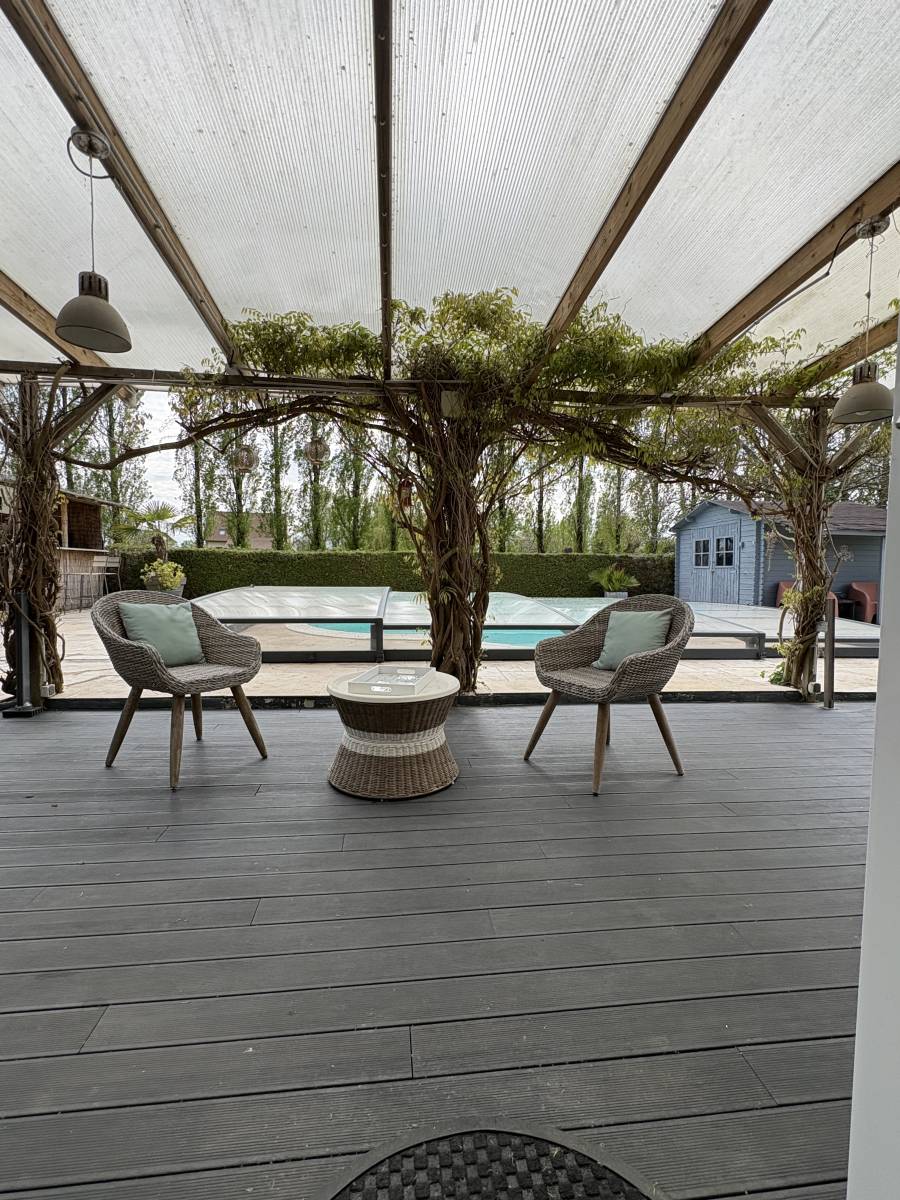 Maison proche des commoditées