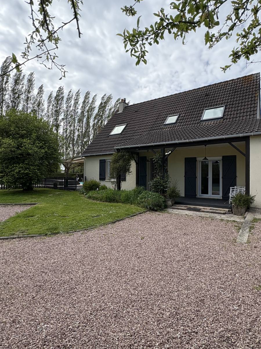 Maison 120m² sur 2000m² de terrain