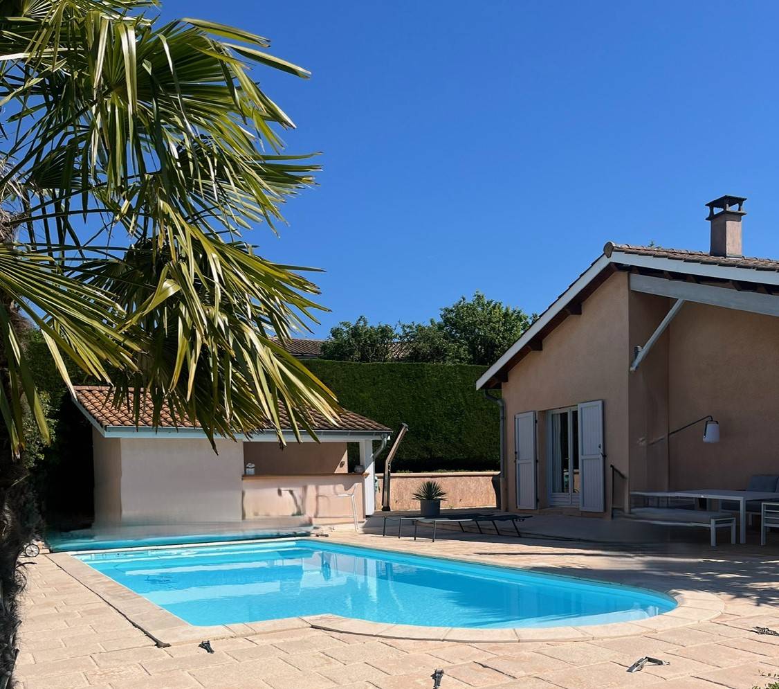 Frans villa 3 chambres -Piscine à oxygéne et pool house exposés plein ouest