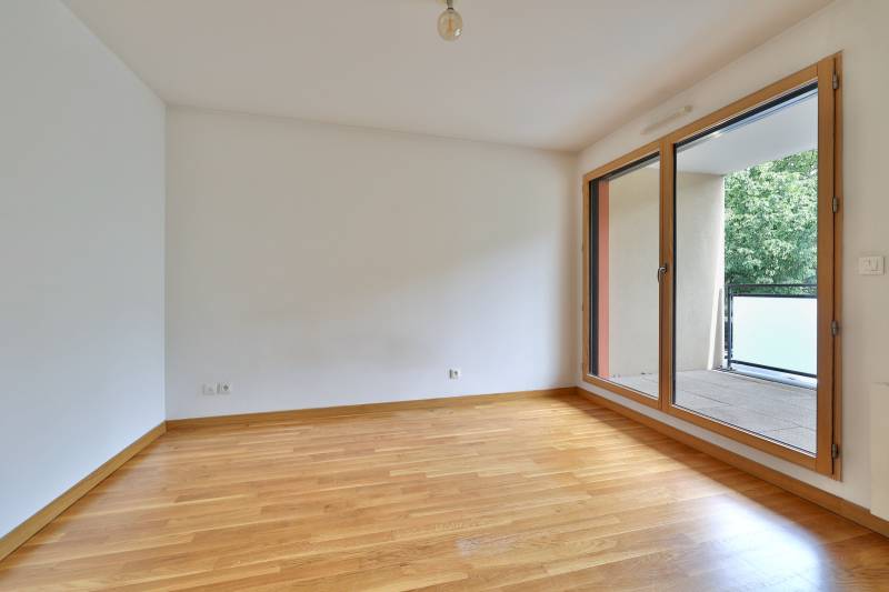 Ecully centre T4 92 m² - 2 terrasses + box PMR