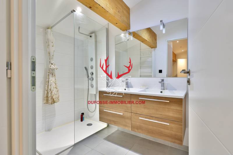 Vaugneray - Charmante maison au calme absolu, en campagne et proche commodités