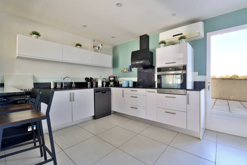 Maison entièrement refaite à neuf à vendre à Saint-Georges-d'Espéranche