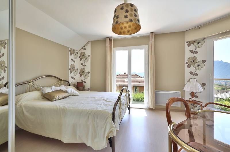 maison familiale à vendre Aix les Bains vue lac du Bourget au calme 