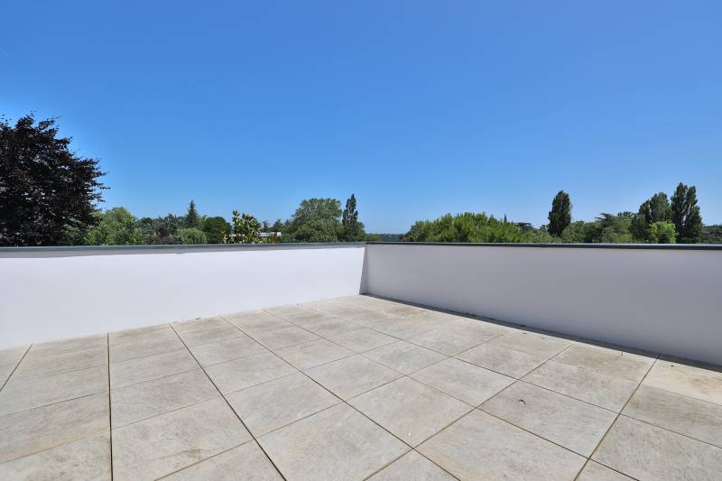 MAISON AVEC TERRASSE