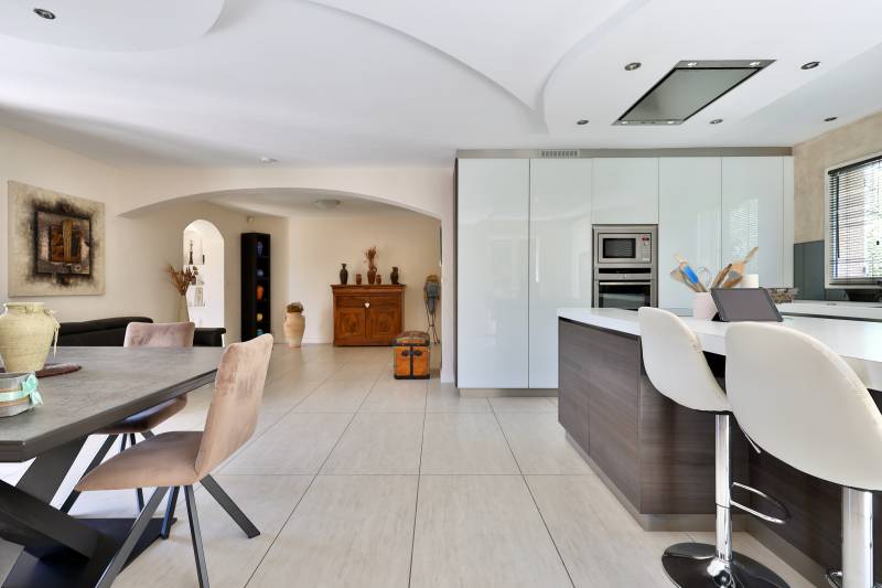 Lentilly maison 6 pièces 185 m² avec piscine