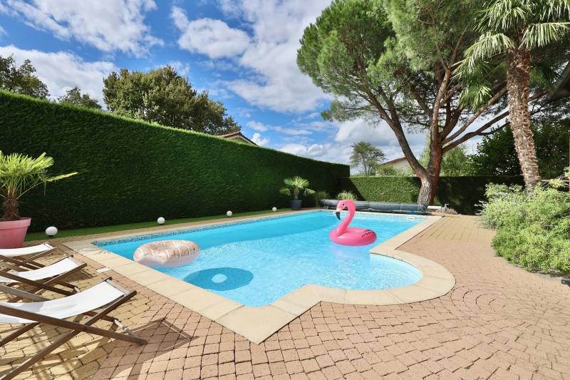 Dommartin maison 4ch - Piscine - Centre village
