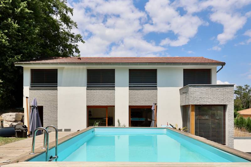 Lentilly - Villa d'architecte contemporaine avec piscine