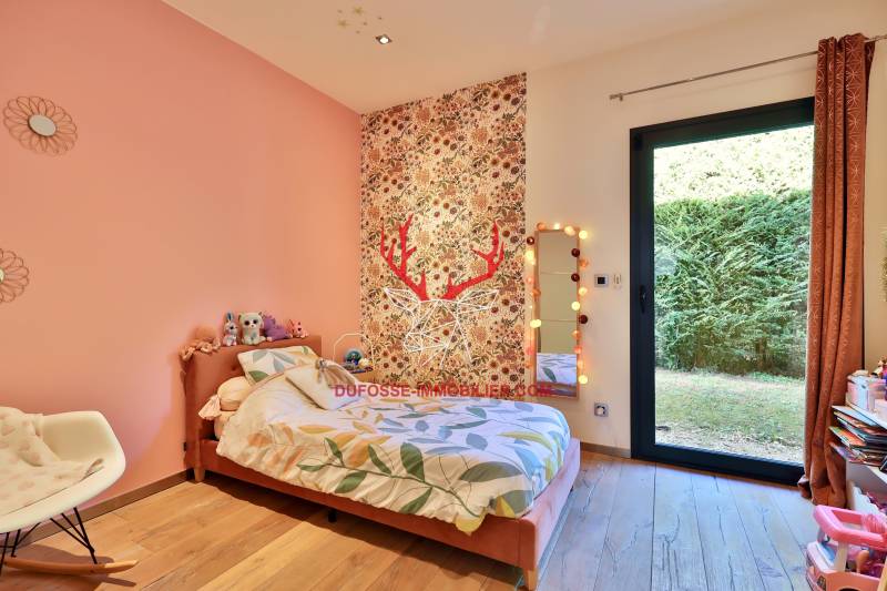 Saint-Cyr-au-Mont-d'Or, maison contemporaine de plain pied