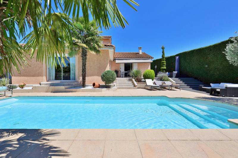 Lentilly maison 6 pièces 185 m² avec piscine