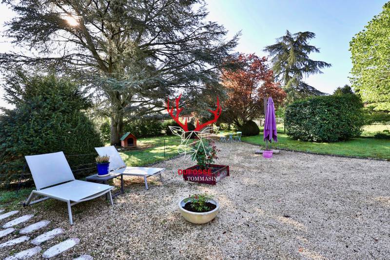 La Tour-de-Salvagny maison 5 chambres + annexes – 262 m² au sol