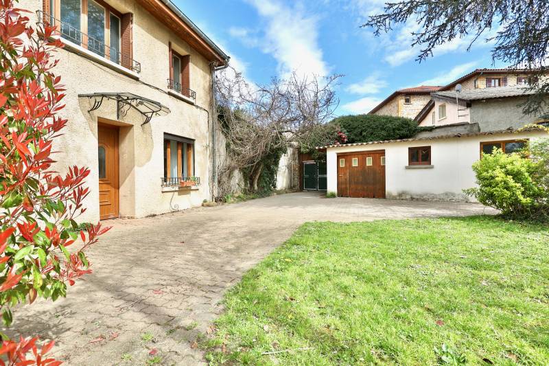 Maison terrain possible piscine Les Chères 5 chambres + bureau