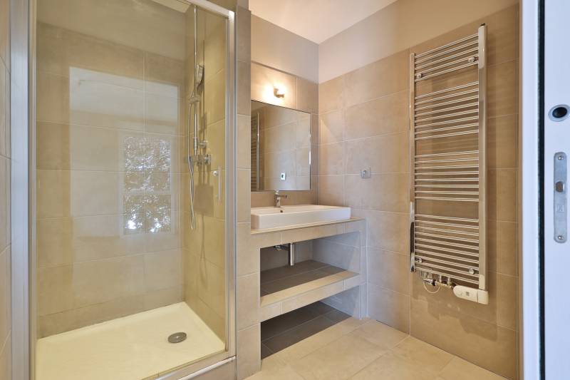 MAISON AVEC VUE DEGAGEE