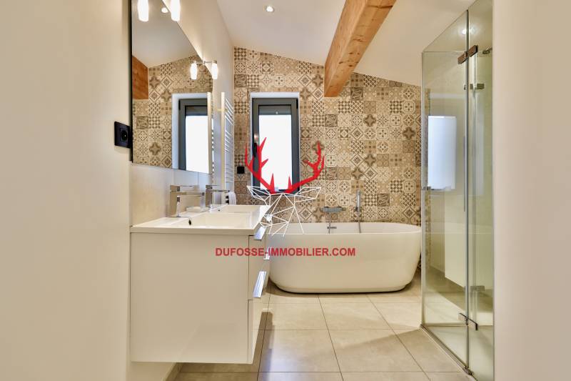 Vaugneray - Belle maison T4 au fond d'une impasse, dans un cadre privilégié