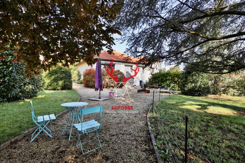 La Tour-de-Salvagny maison 5 chambres + annexes – 262 m² au sol