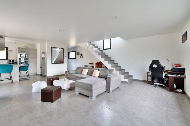 piéce de vie spacieuse