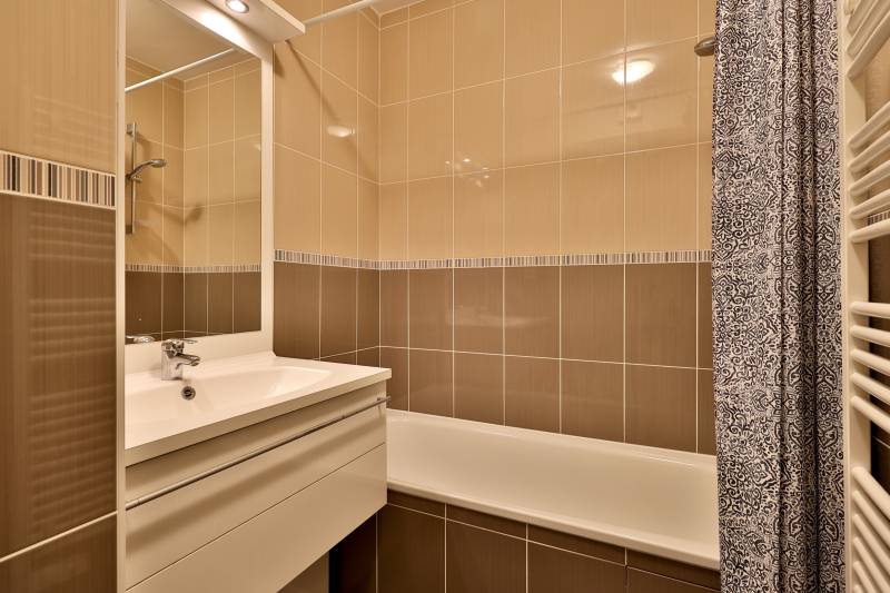 Écully centre T1 récent 28 m²