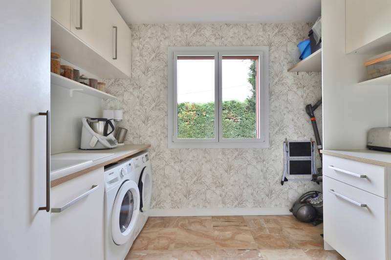 Dardilly - Villa familiale 175 m² avec jardin et piscine