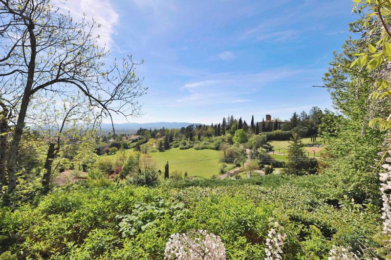 Maison 5 chambres terrain possible piscine, Limonest limite Saint-Didier-au-Monts- d'Or