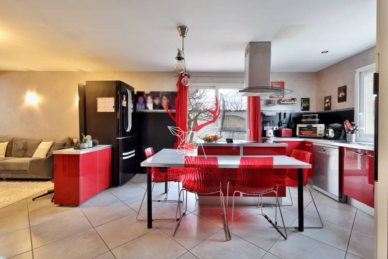 Agréable maison de 174 m² pensée pour le confort et la convivialité.