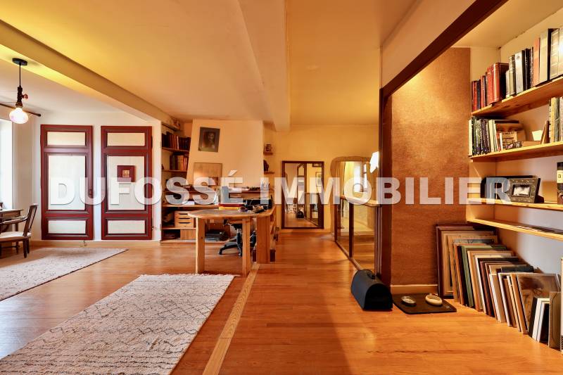 Propriété en Pierres Dorées Légny  