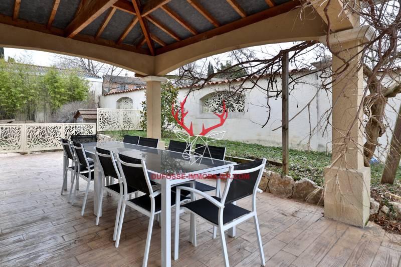 Maison avec piscine, couloir de nage et dépendances – Heyrieux