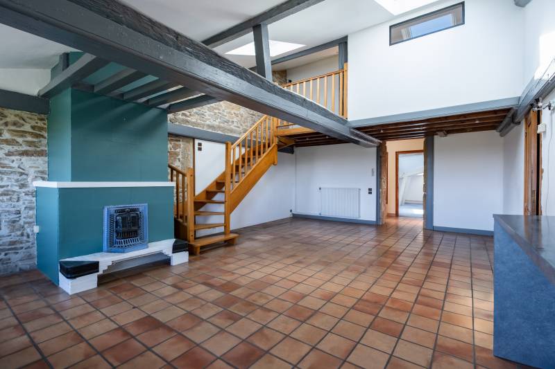 Lyon 4 -T4 3 chambres 6 -ème /6 étages avec ascenseur