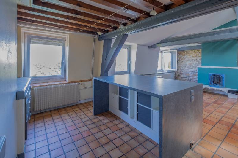 Lyon 4 -T4 Cuisine US 