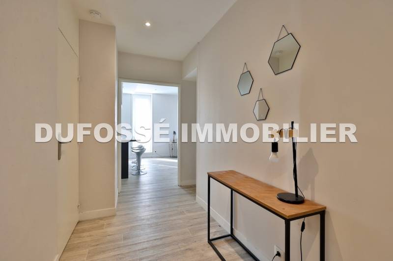 Villeurbanne secteur Grand Clément / Flachet, appartement T5 vendu meublé et loué