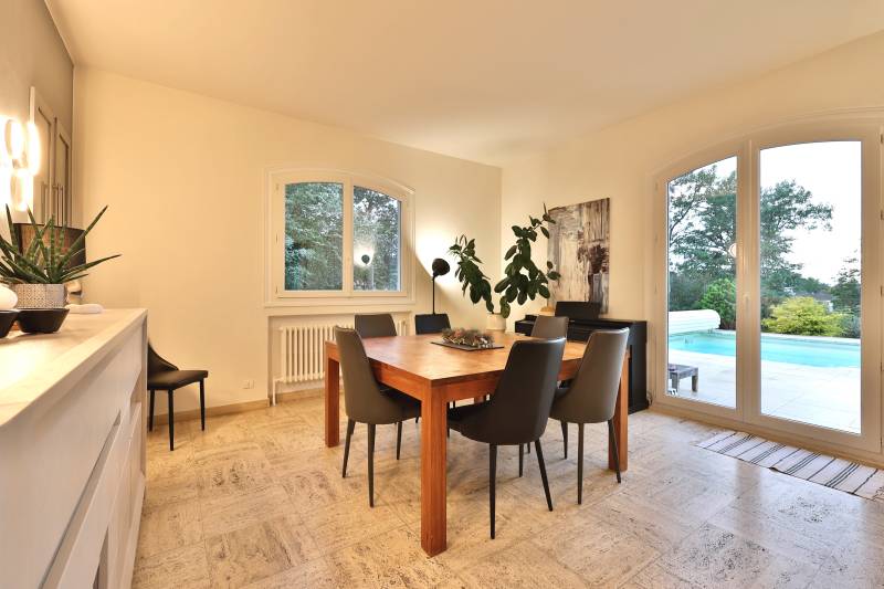 Belle maison récemment rénovée avec piscine à La Fouillouse