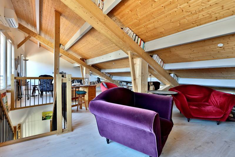 Disponible à la vente : Charmante maison de ville en fond d'impasse au calme absolu à Villeurbanne