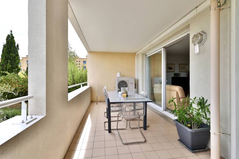 Saint-Genis-Laval, appartement chauffage individuel