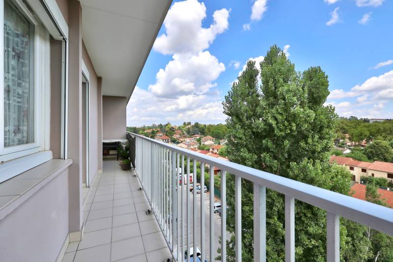 Balcon 9m2 sans vis à vis